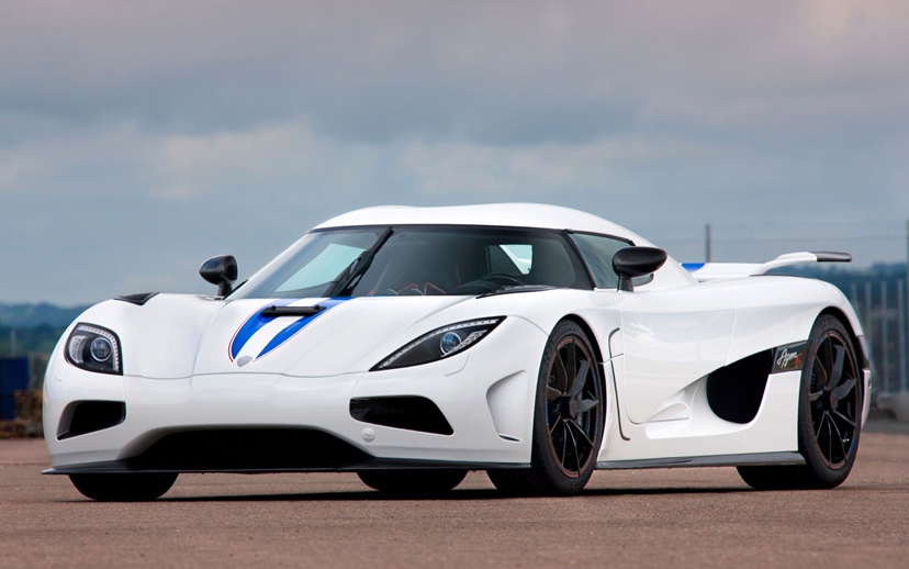 7016659-car-koenigsegg-agera-r